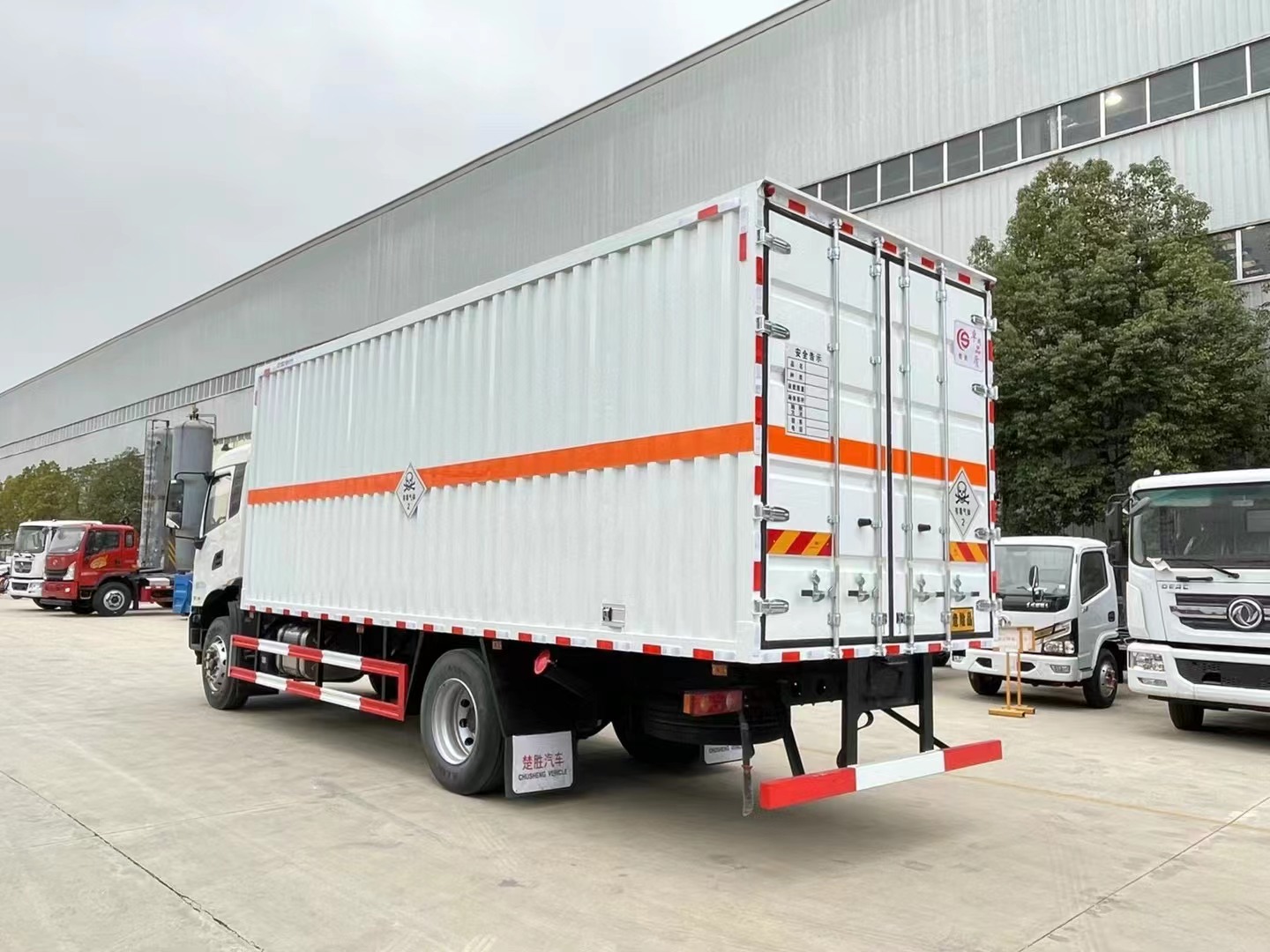 2類3項毒性氣體廂式車/2.3類危險品廂式運輸車